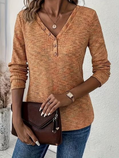 Effortlessly Elegant Blouse with a Timeless Design