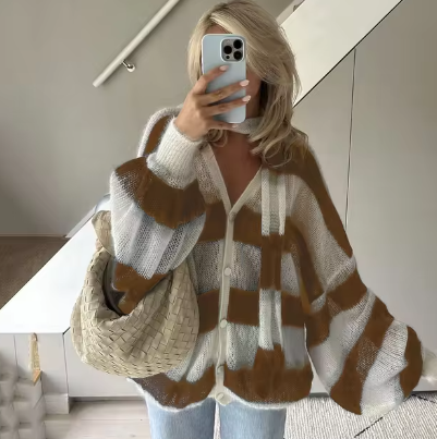 Klassisesti suunniteltu Villapaita