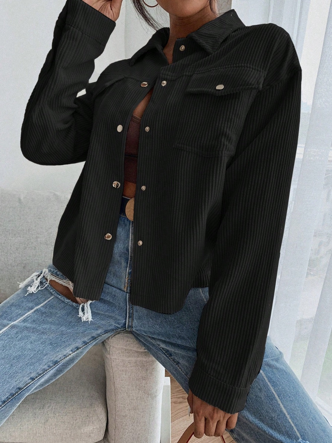 Gracefully Styled Jacket for Any Occasion