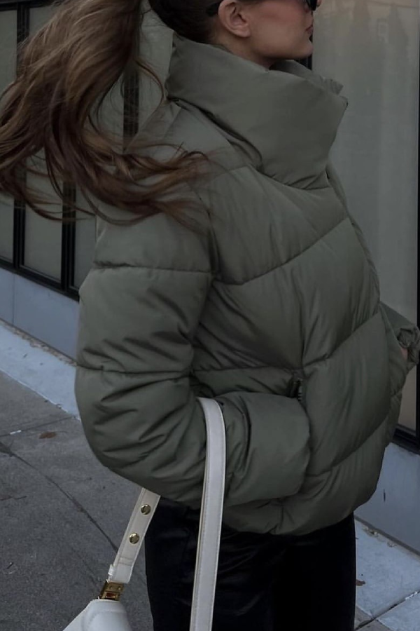 Elegantly Styled Coat for Everyday Wear