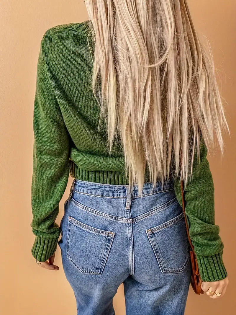 Well Tailored Cardigan with a Graceful Silhouette