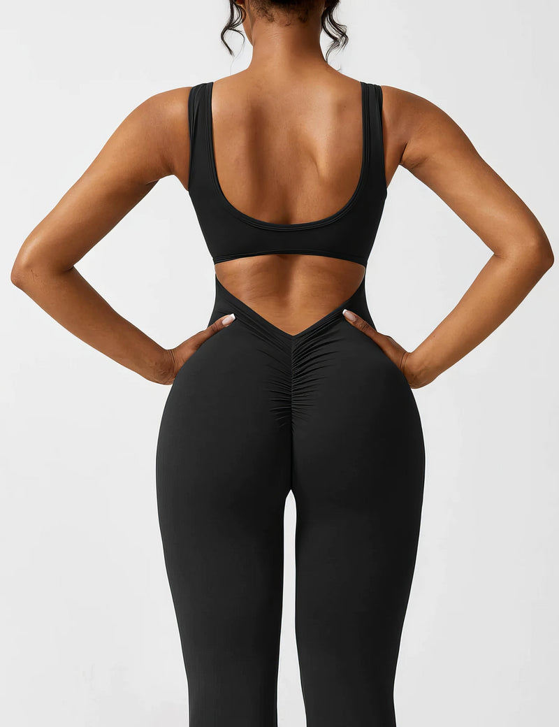 Well Tailored Garment with a Graceful Silhouette