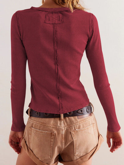 Beautifully Finished Top in a Timeless Design