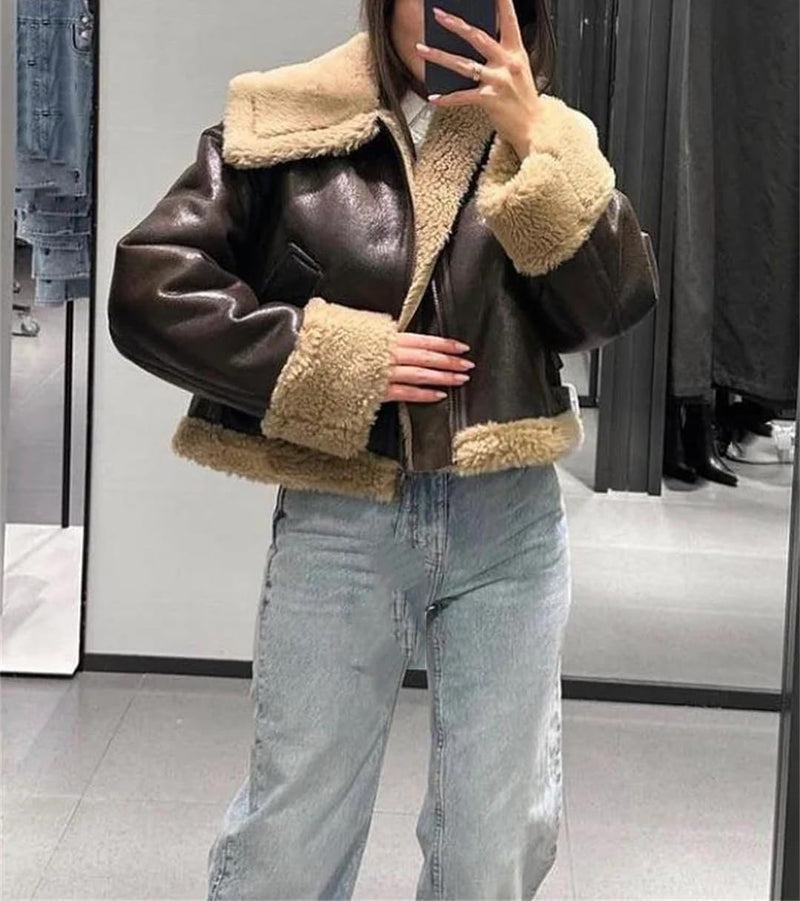 Elegantly Styled Jacket for Everyday Wear
