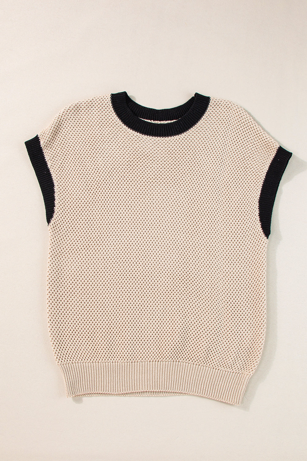 Effortlessly Elegant Top with a Timeless Design