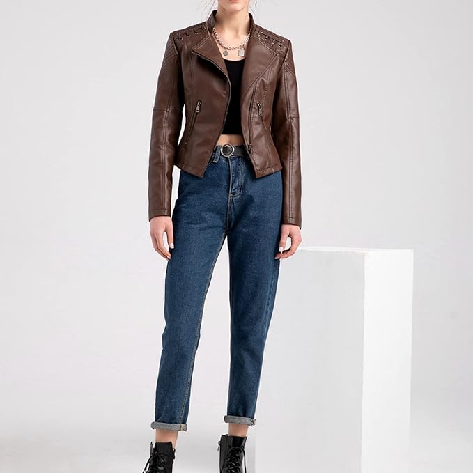 Elegantly Styled Jacket for Everyday Wear