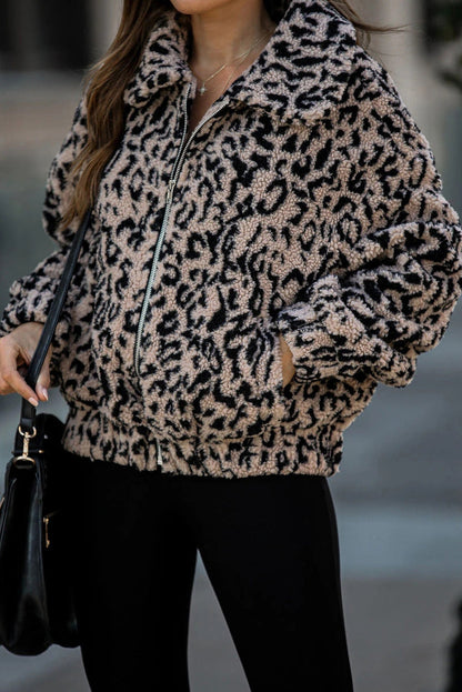 Gracefully Styled Jacket for Any Occasion