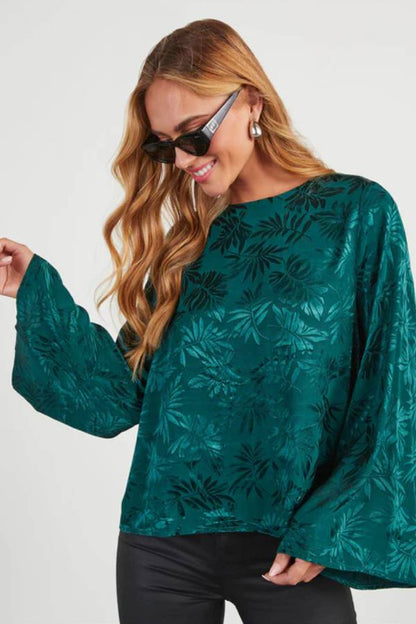Classic Vintage & Enduringly Stylish Top