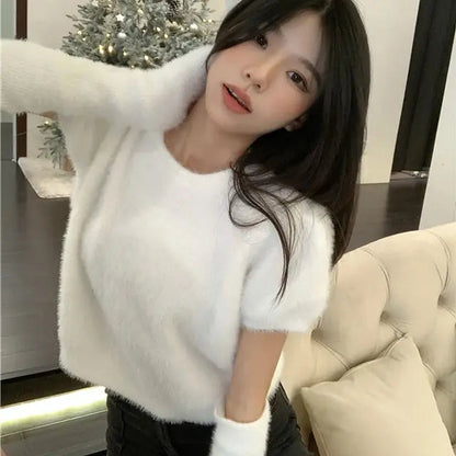 Kauniisti valmistettu Villapaita