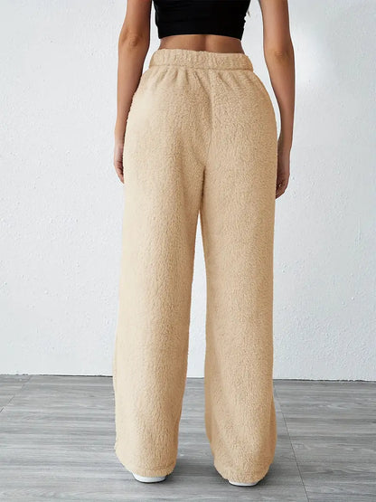Gracefully Styled Pants for Any Occasion