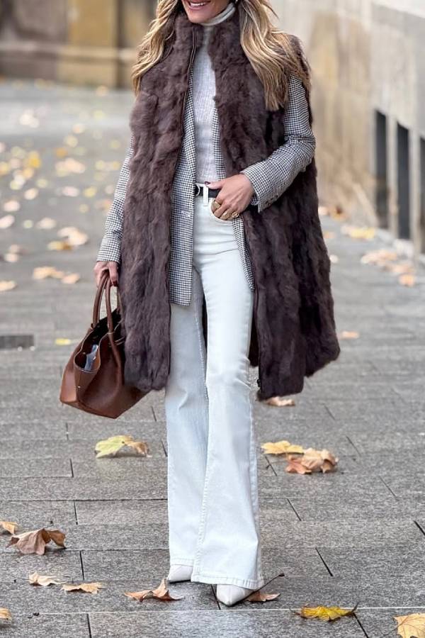 Gracefully Styled Garment for Any Occasion