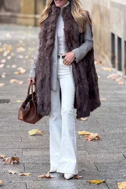 Gracefully Styled Garment for Any Occasion