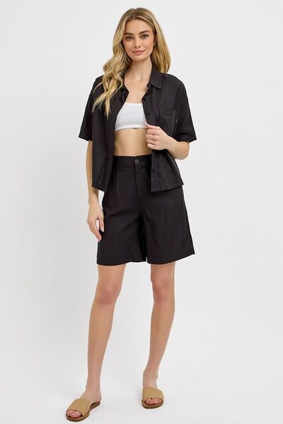Sophisticated Garment with a Clean Classic Look