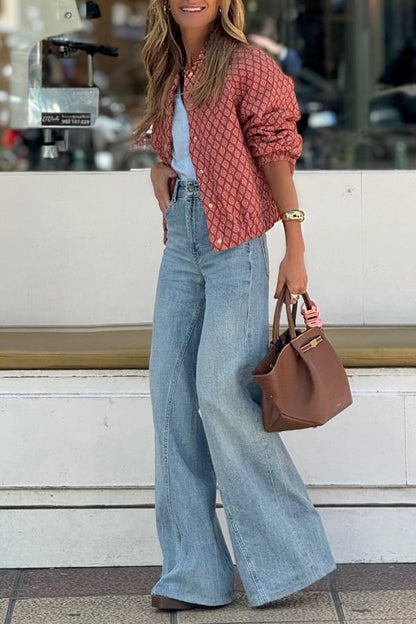 Gracefully Styled Jacket for Any Occasion