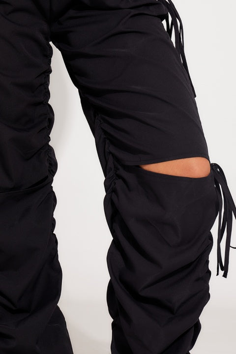 Beautifully Crafted Pants in a Classic Style