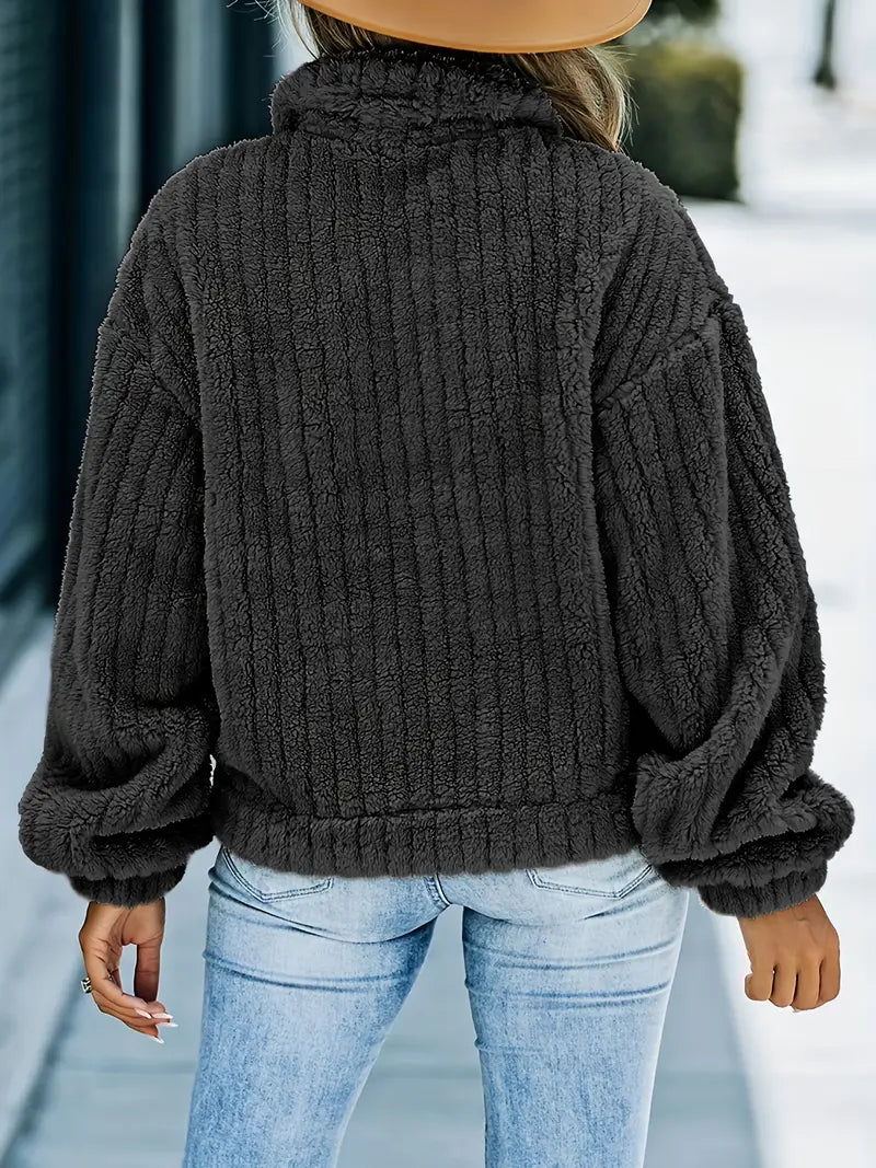 Elegantly Styled Jacket for Everyday Wear