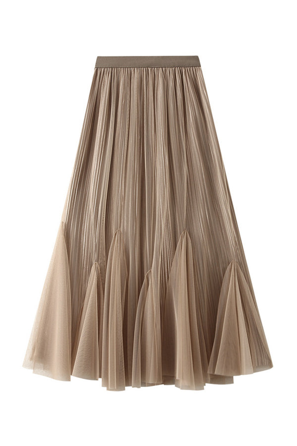Sophisticated Garment with a Clean Classic Look