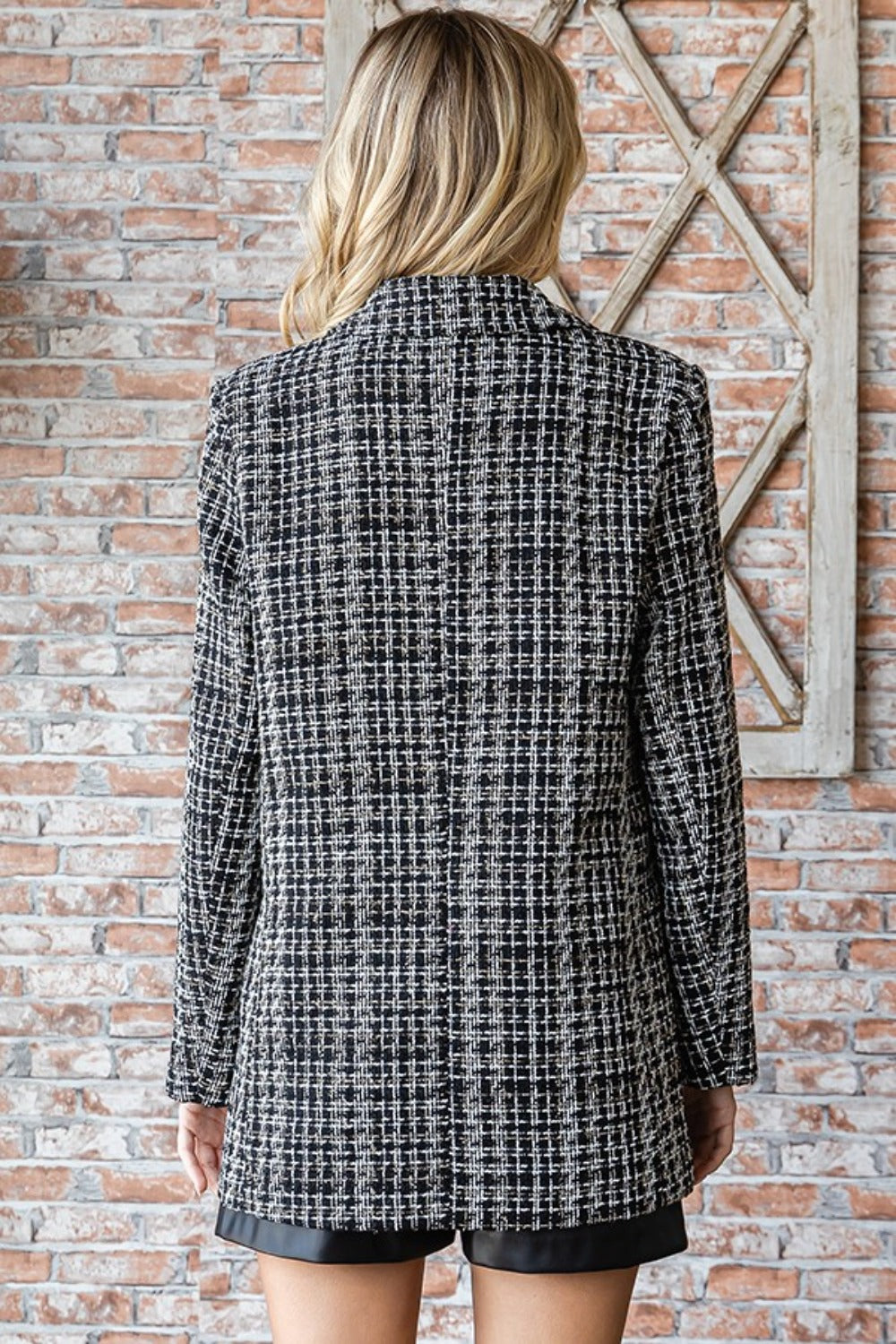 Sophisticated Garment with a Clean Classic Look