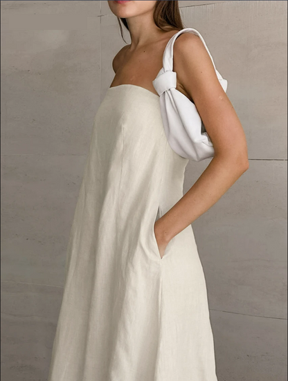Sophisticated Dress with a Clean Classic Look