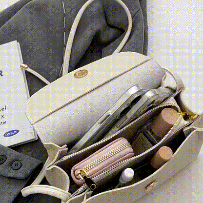 Well Tailored Bag with a Graceful Silhouette