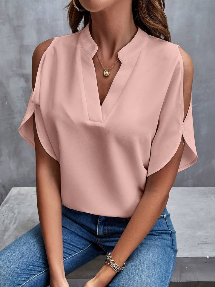 Beautifully Crafted Blouse in a Classic Style