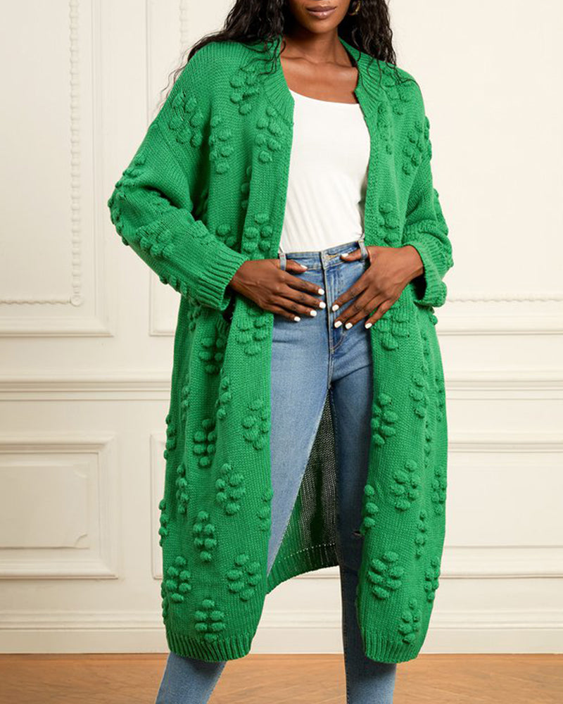 Well Tailored Sweater with a Graceful Silhouette