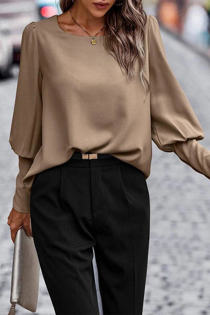 Elegantly Styled Blouse for Everyday Wear