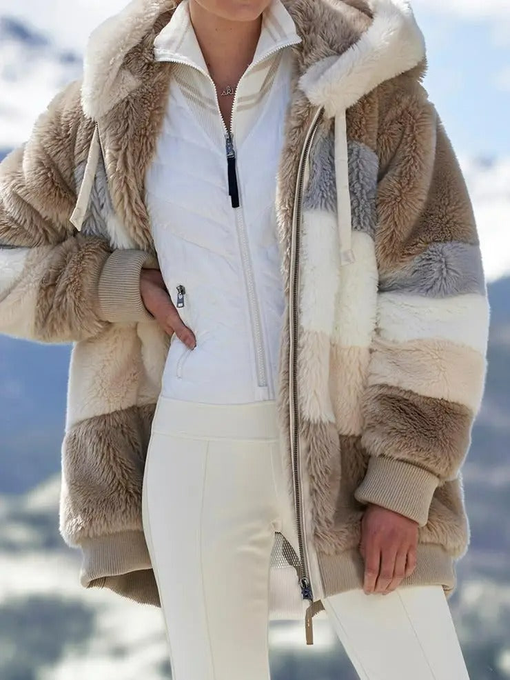 Well Tailored Jacket with a Graceful Silhouette