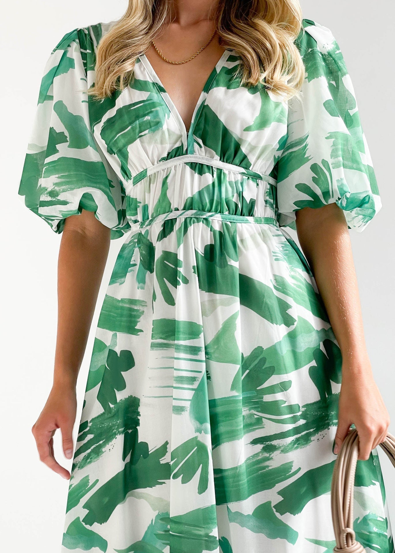 Polished Dress with an Effortless Classic Look