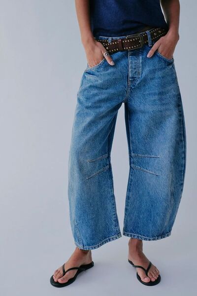 Sophisticated Garment with a Clean Classic Look