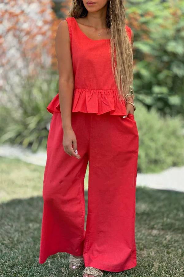 Sophisticated Pants with a Clean Classic Look