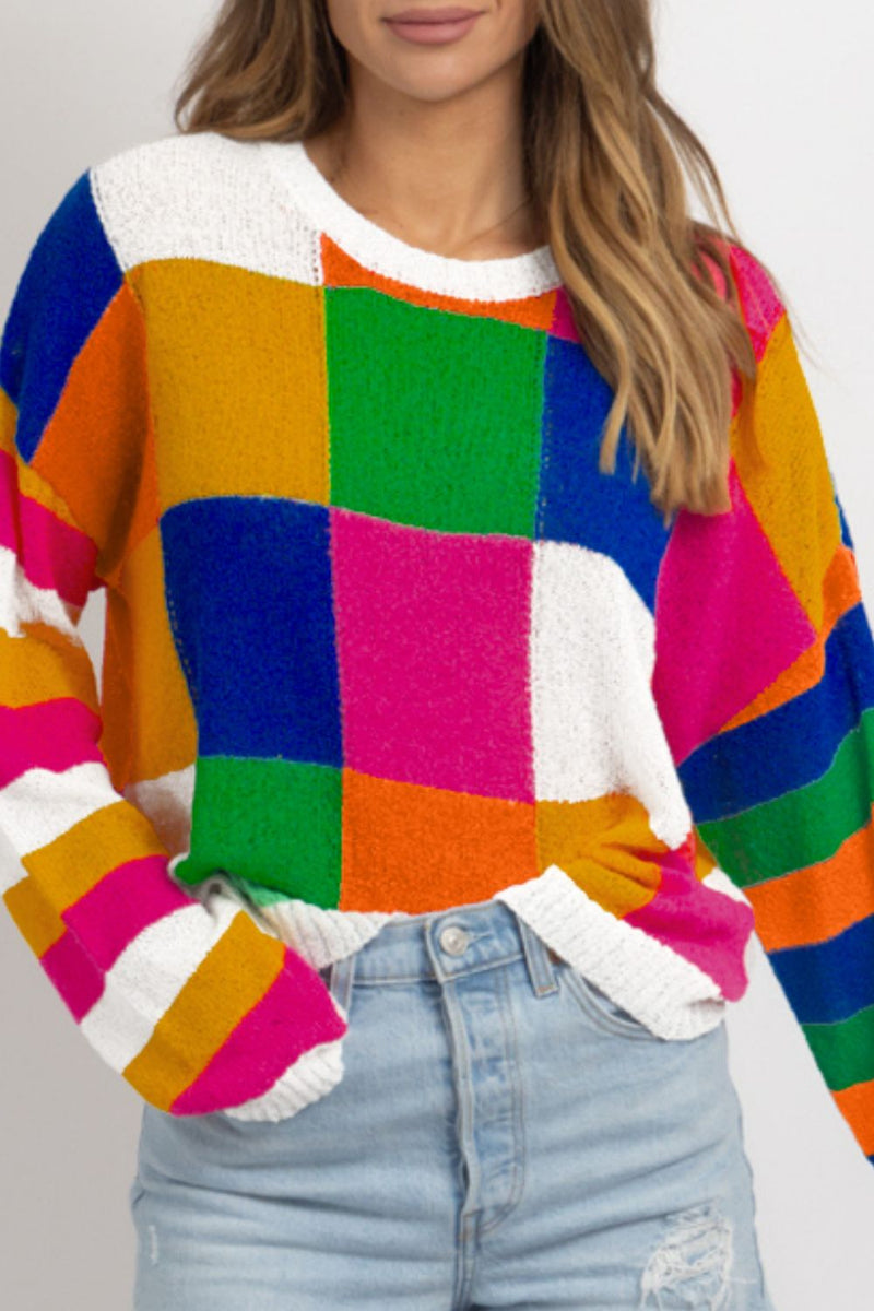 Well Tailored Sweater with a Graceful Silhouette