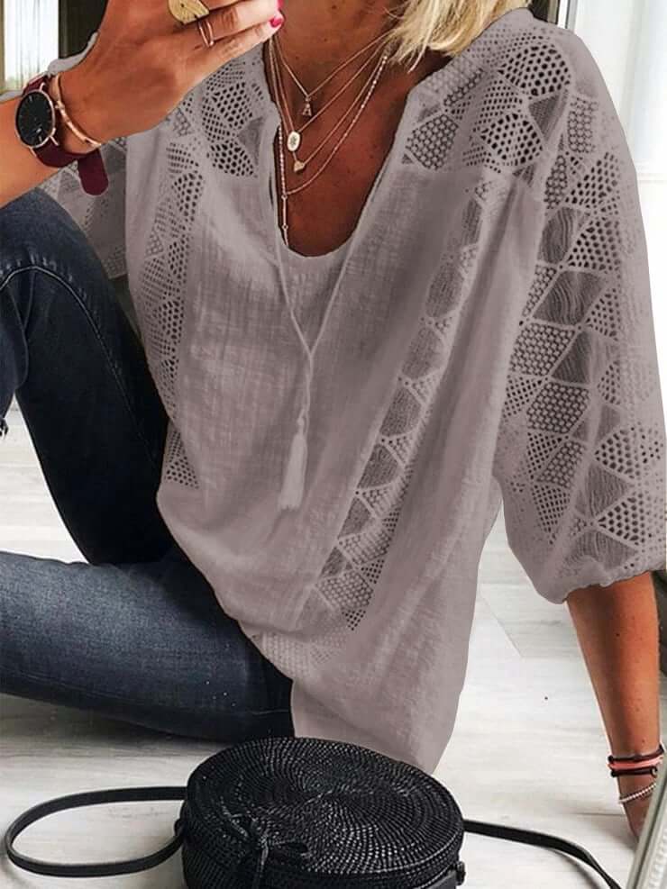 Well Tailored Blouse with a Graceful Silhouette