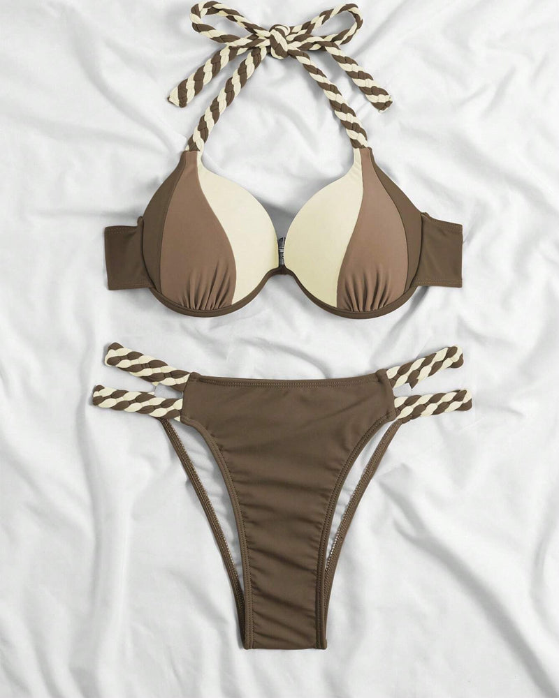 Effortlessly Elegant Garment with a Timeless Design