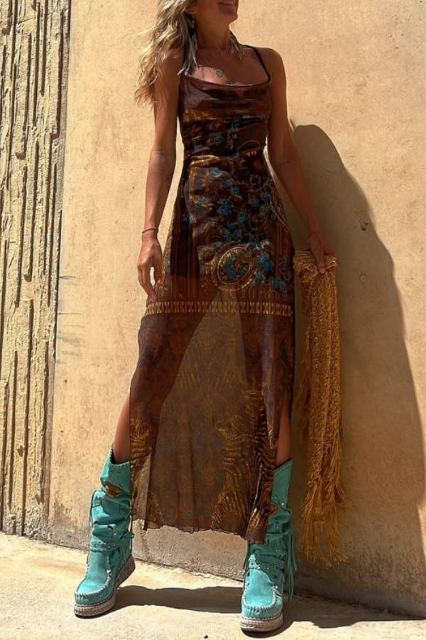 Classic Vintage Dress with a Flattering Fit