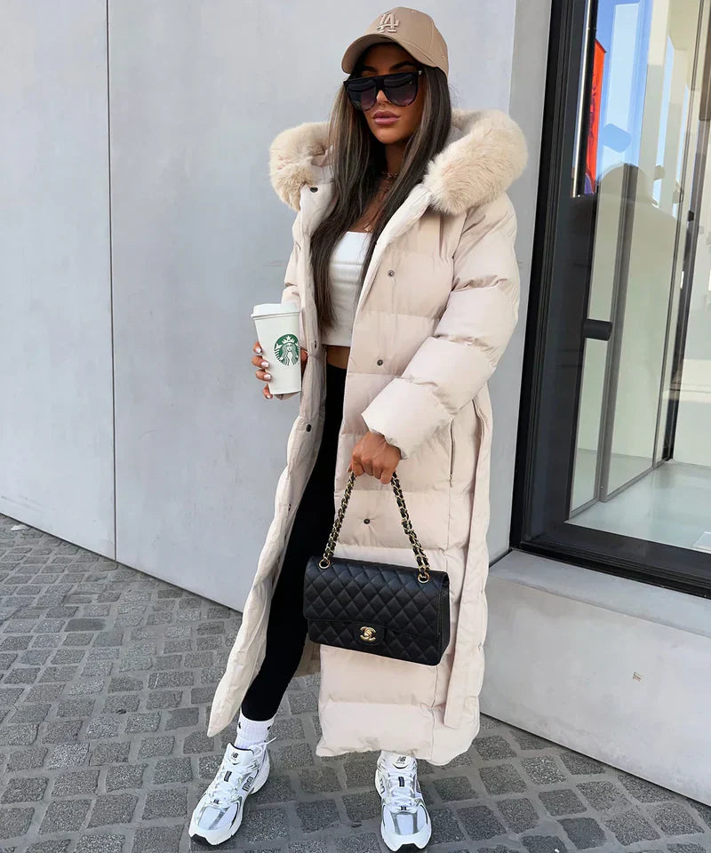 Effortlessly Elegant Coat with a Timeless Design
