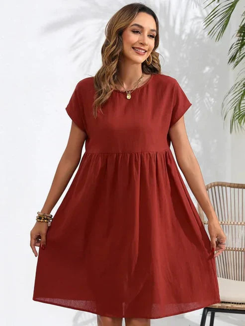Well Tailored Dress with a Graceful Silhouette