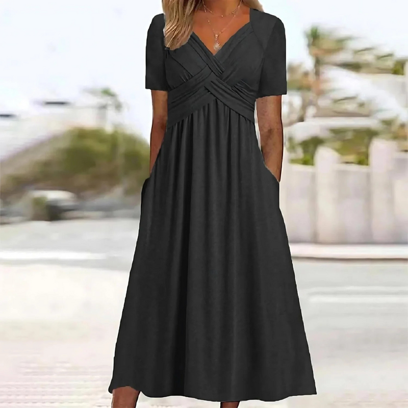 Polished Dress with an Effortless Classic Look