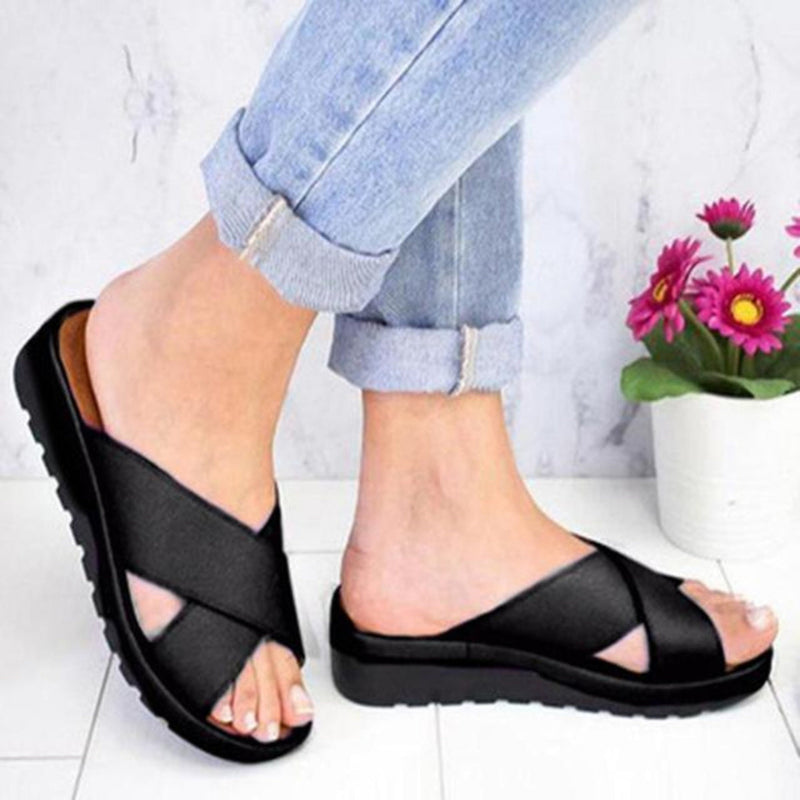 Chic Orthopedic Sandals with Unique Design