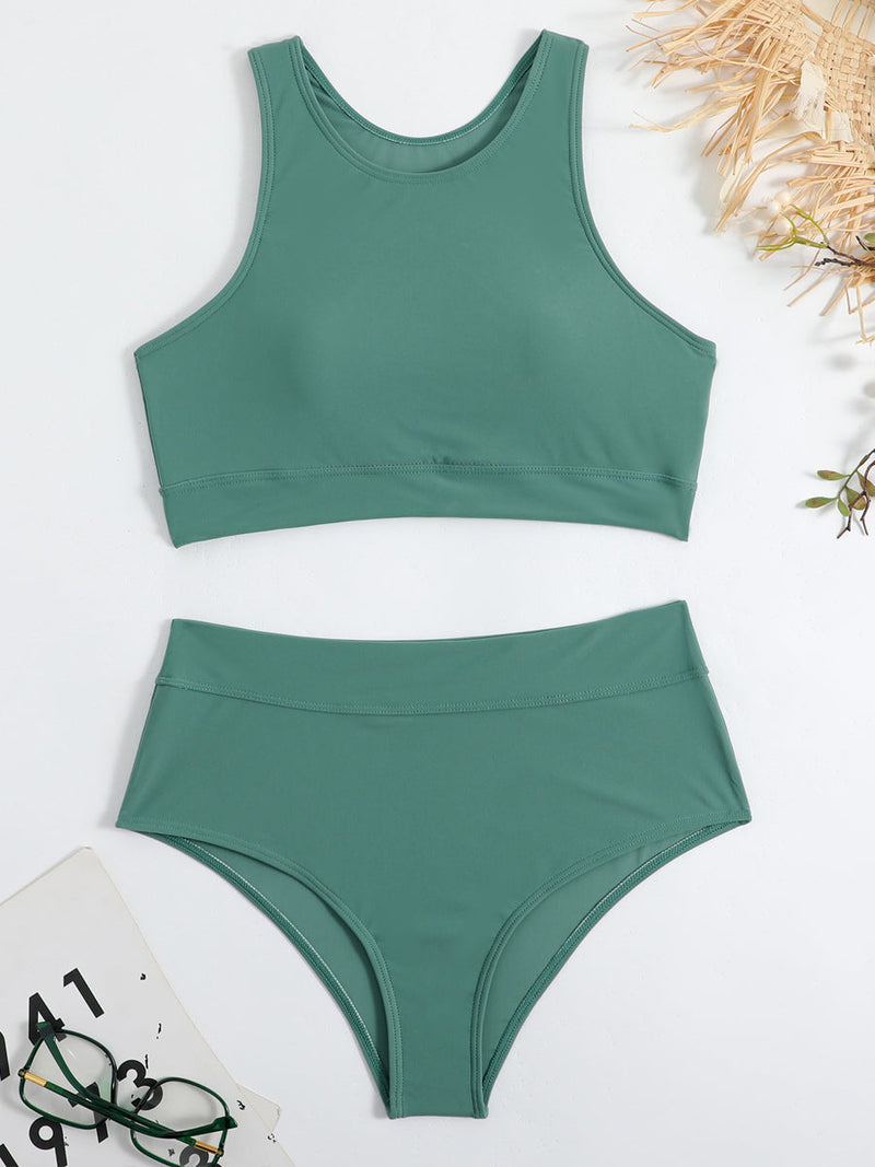 Effortlessly Elegant Garment with a Timeless Design