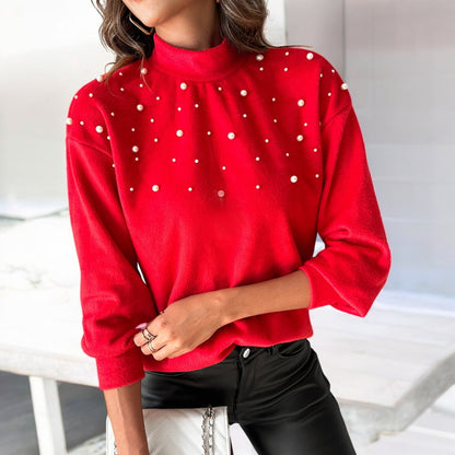 Well Tailored Sweater with a Graceful Silhouette