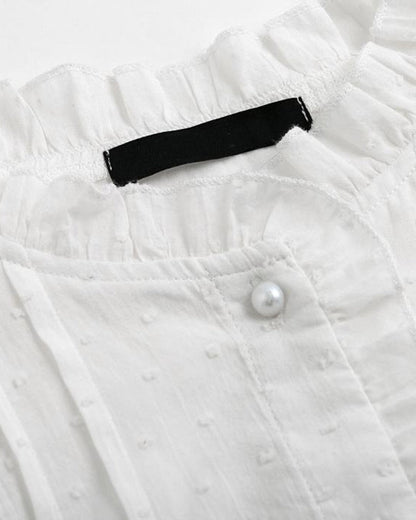 Effortlessly Elegant Shirt with a Timeless Design