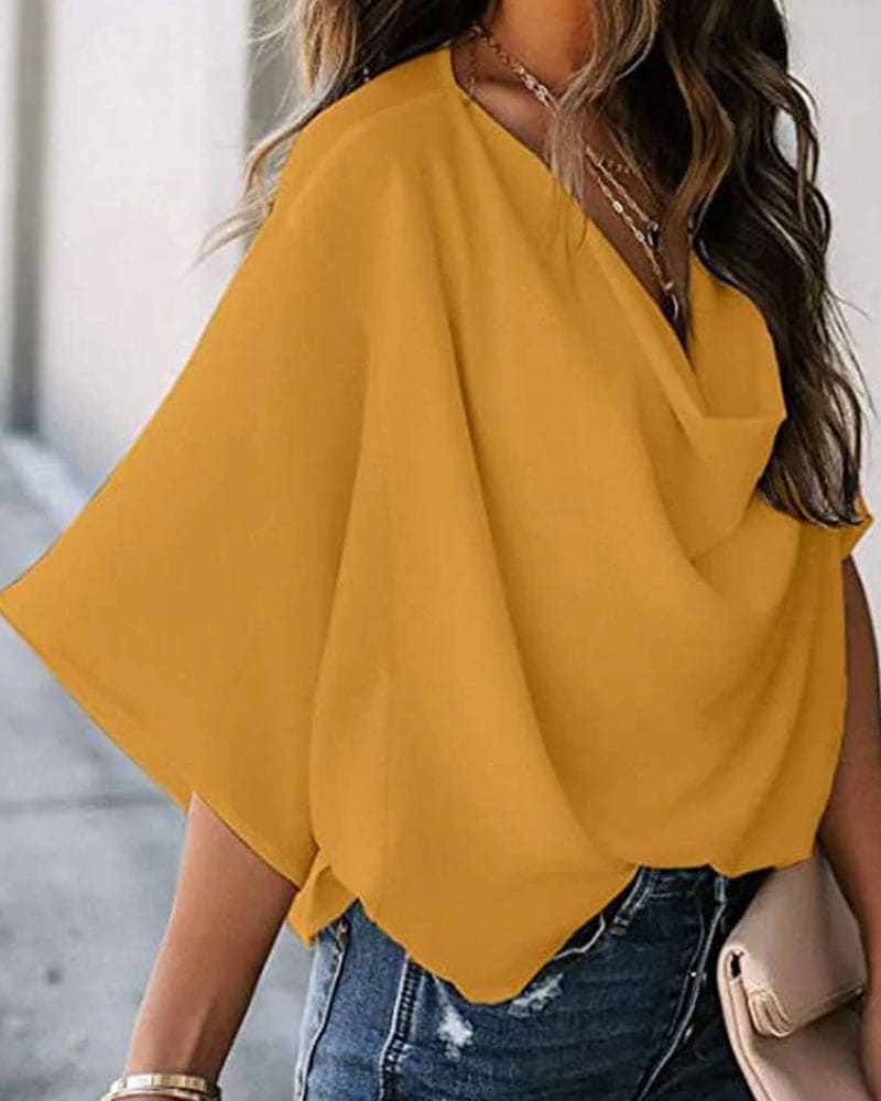 Sophisticated Blouse with a Clean Classic Look