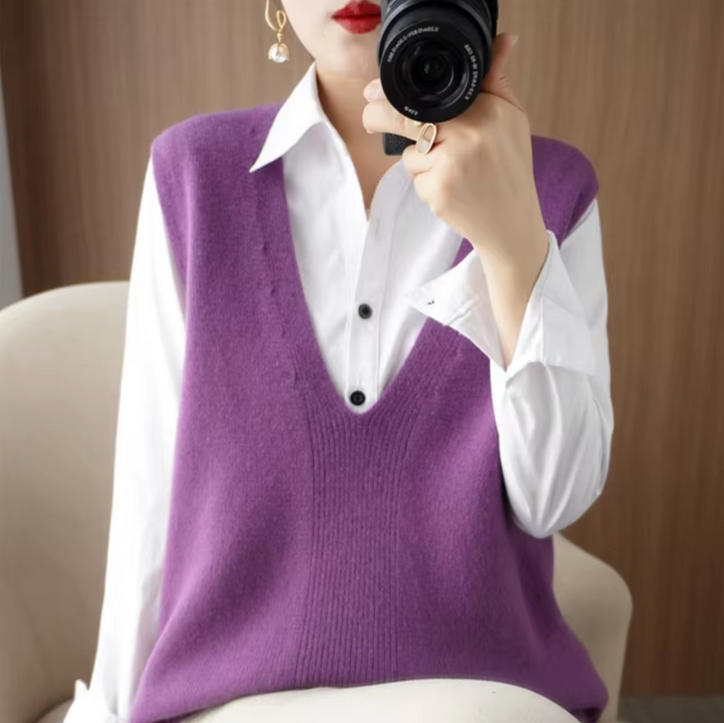 Gracefully Styled Garment for Any Occasion