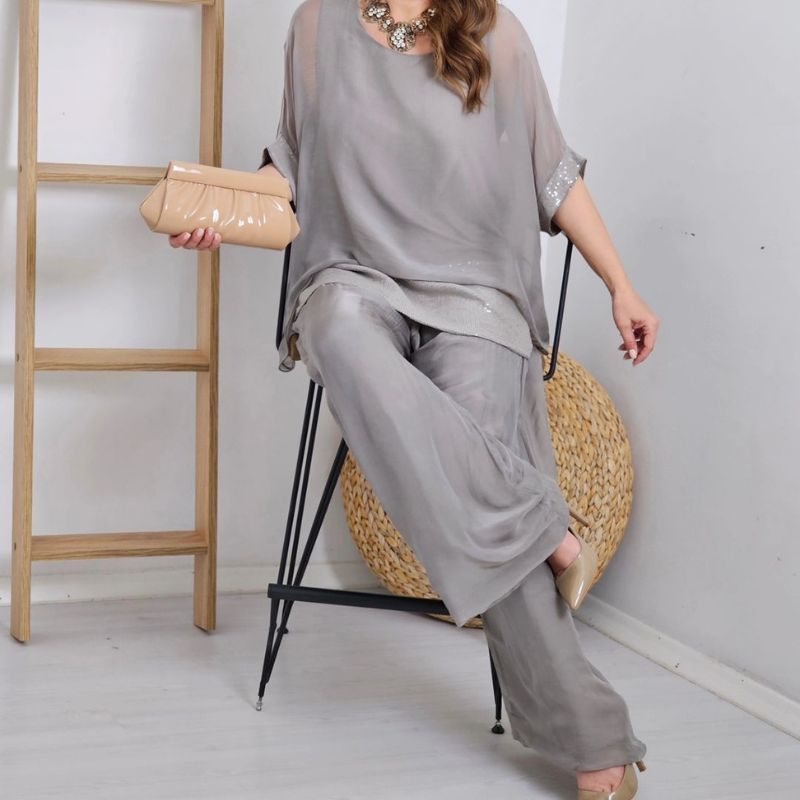 Classic Vintage & Enduringly Stylish Garment