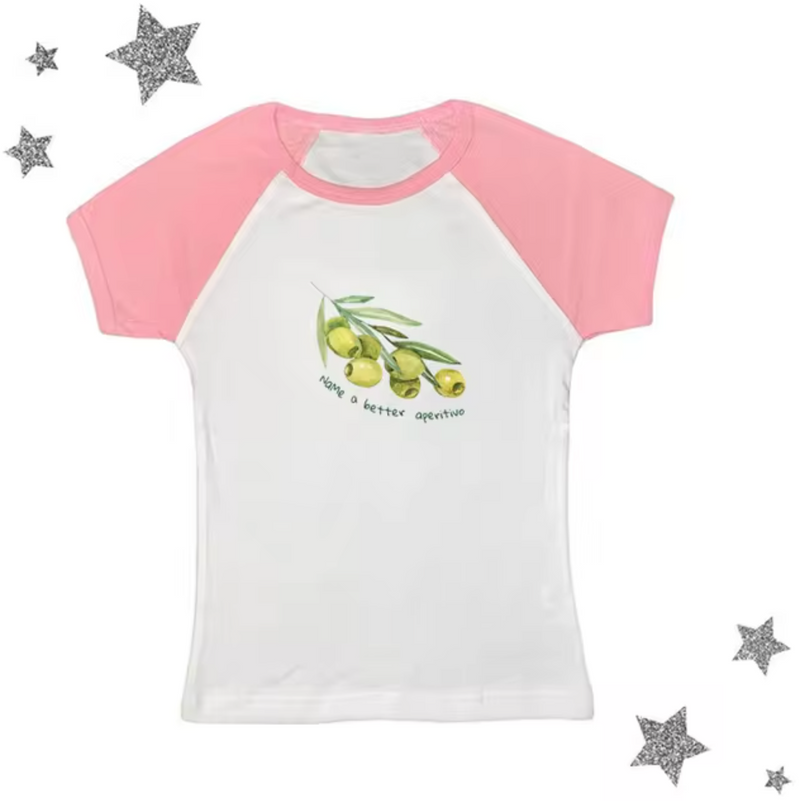 Classic Vintage Top with a Flattering Fit