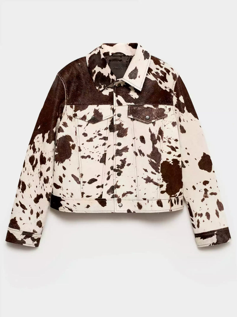 Gracefully Styled Jacket for Any Occasion