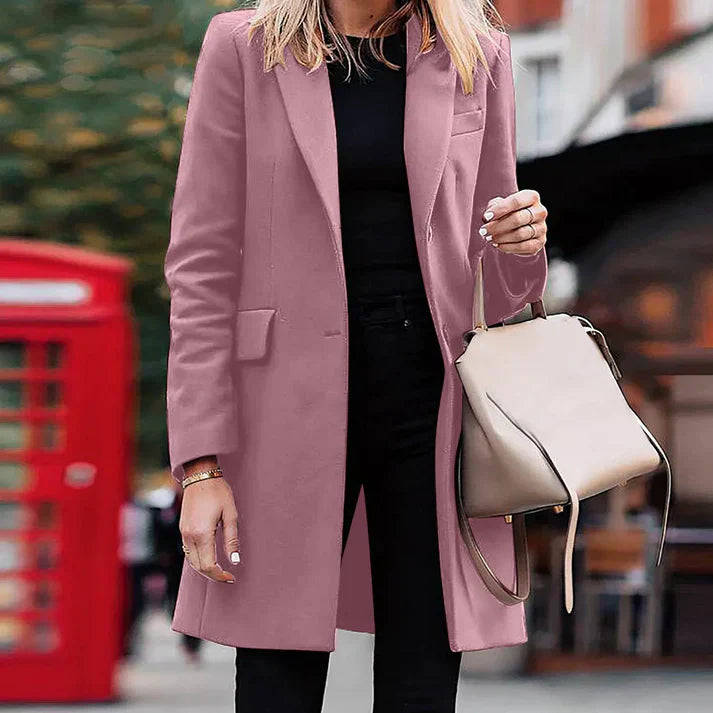 Beautifully Finished Coat in a Timeless Design