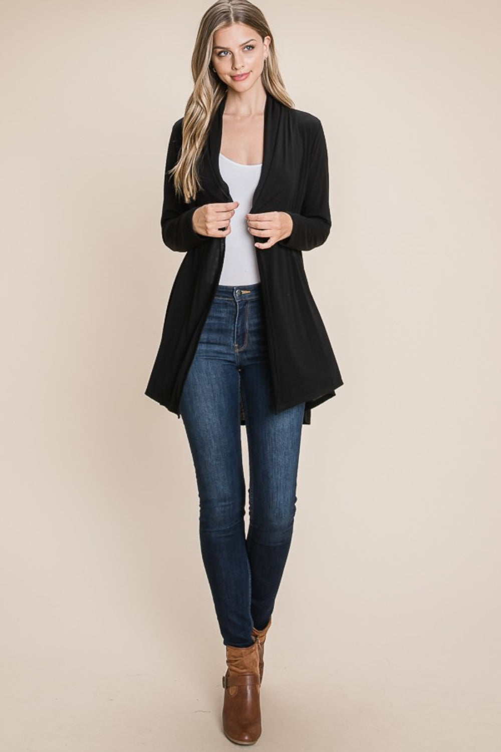 Gracefully Styled Cardigan for Any Occasion