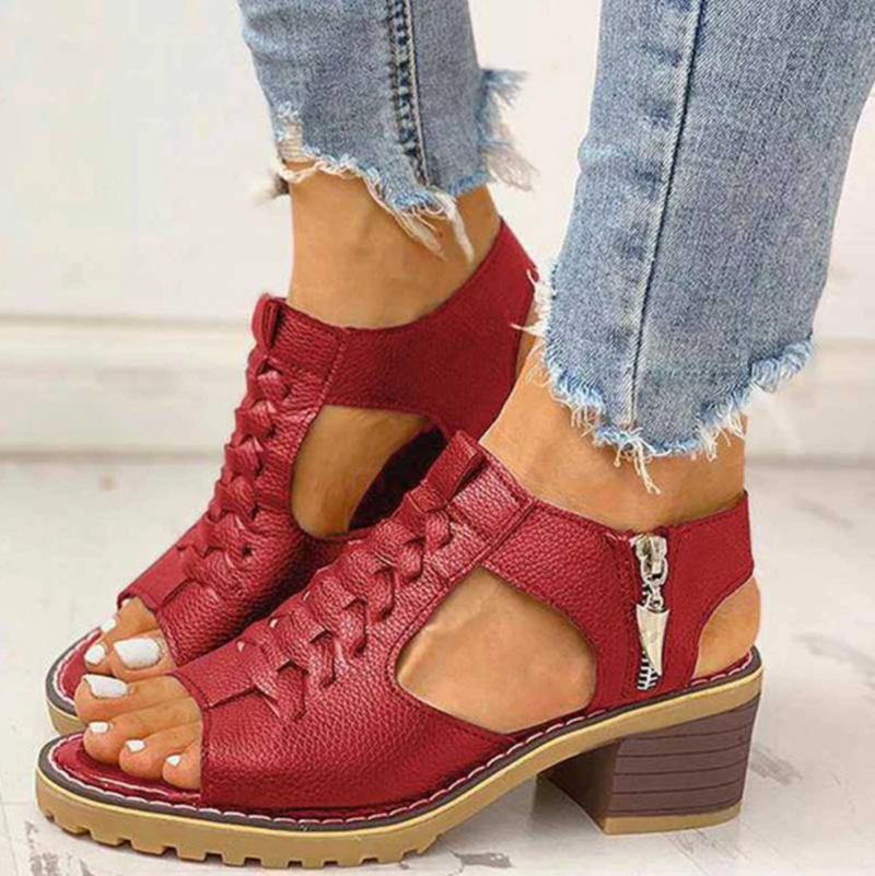 Chic Orthopedic Sandals with Unique Design